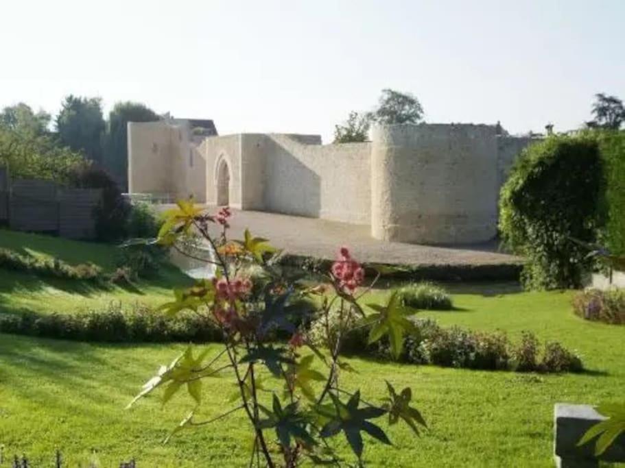 Petite Maison De Ville Au Calme Brie-Comte-Robert Exterior foto